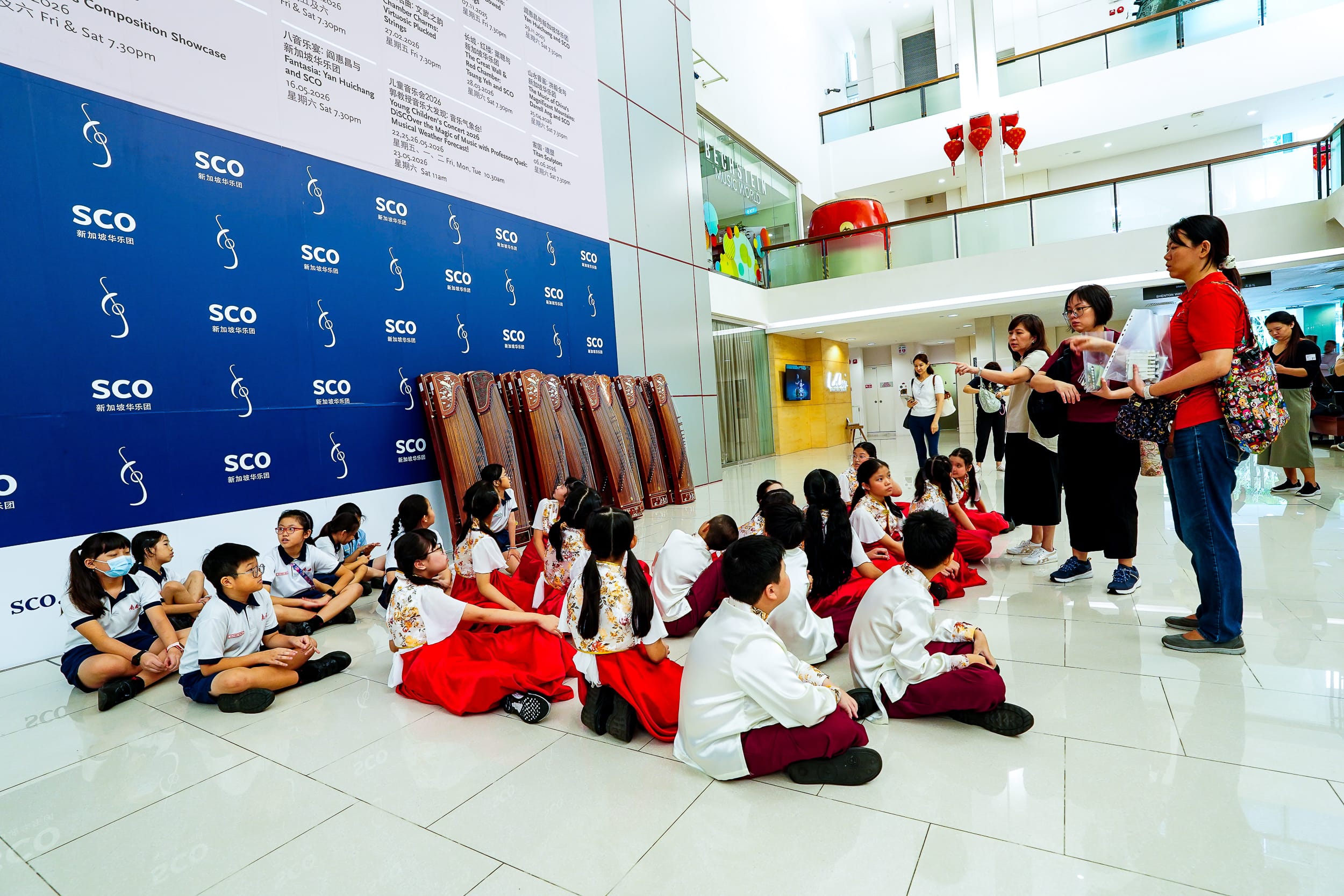 Students waiting at SYF